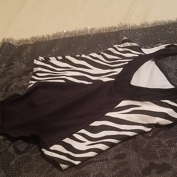 Zebra striped bathing suit - Picture 2 of 2